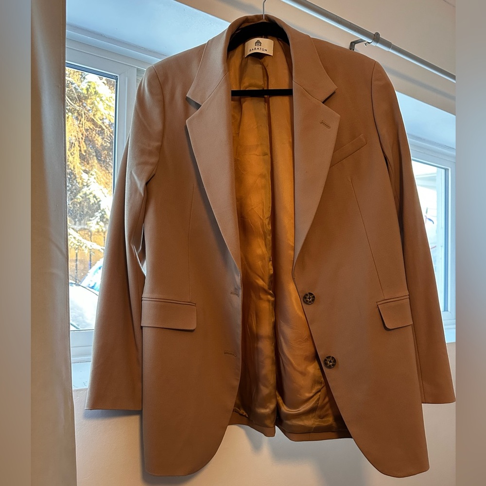 Babaton Agency Blazer Gold Camel
